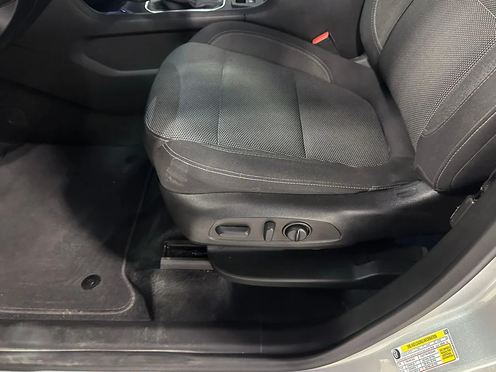 Used 2022 Silver Chevrolet LT image 23