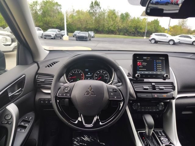 New 2026 Black Mitsubishi SE image 15