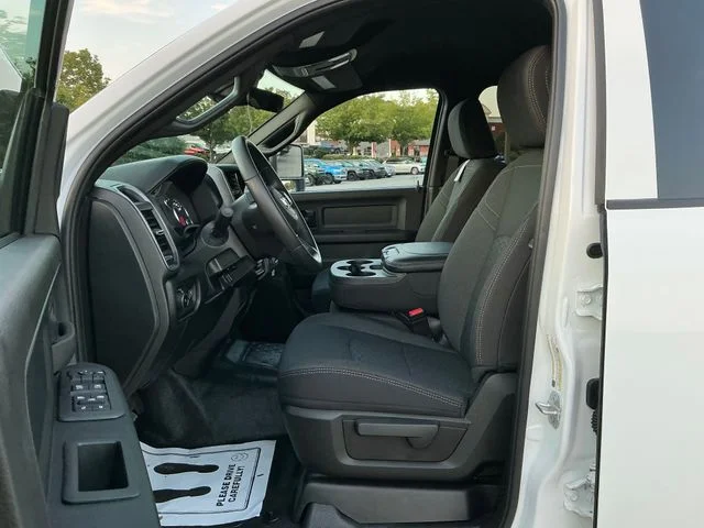 2027 RAM Ram 3500 Chassis Cab Tradesman - Photo 13