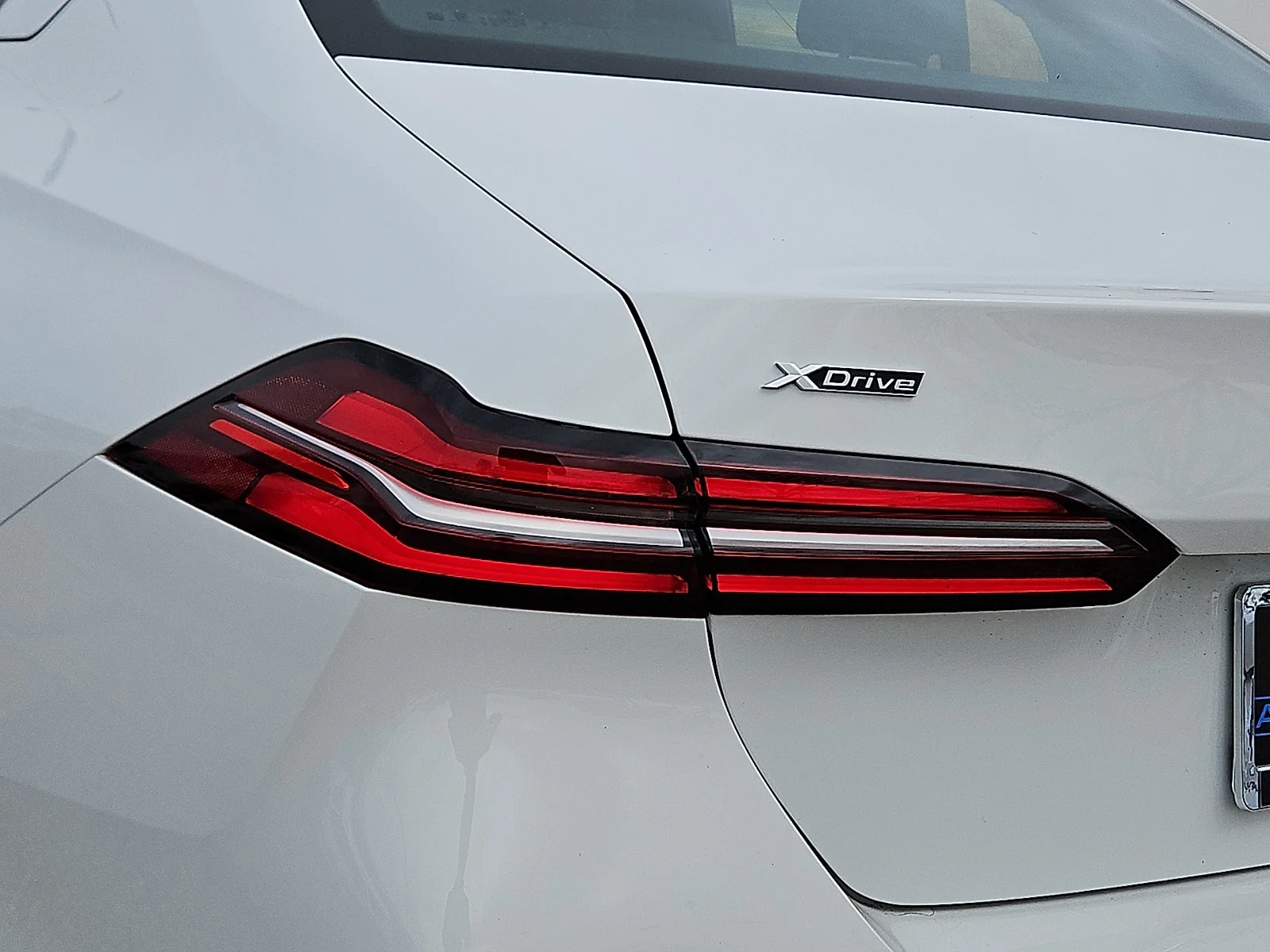 New 2026 Alpine White BMW i xDrive All-Wheel Drive image 7
