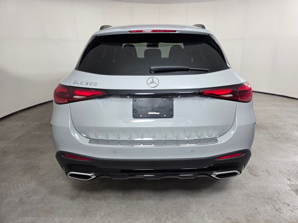 New 2026 MANUFAKTUR Alpine Grey Mercedes-Benz GLC 300 image 5