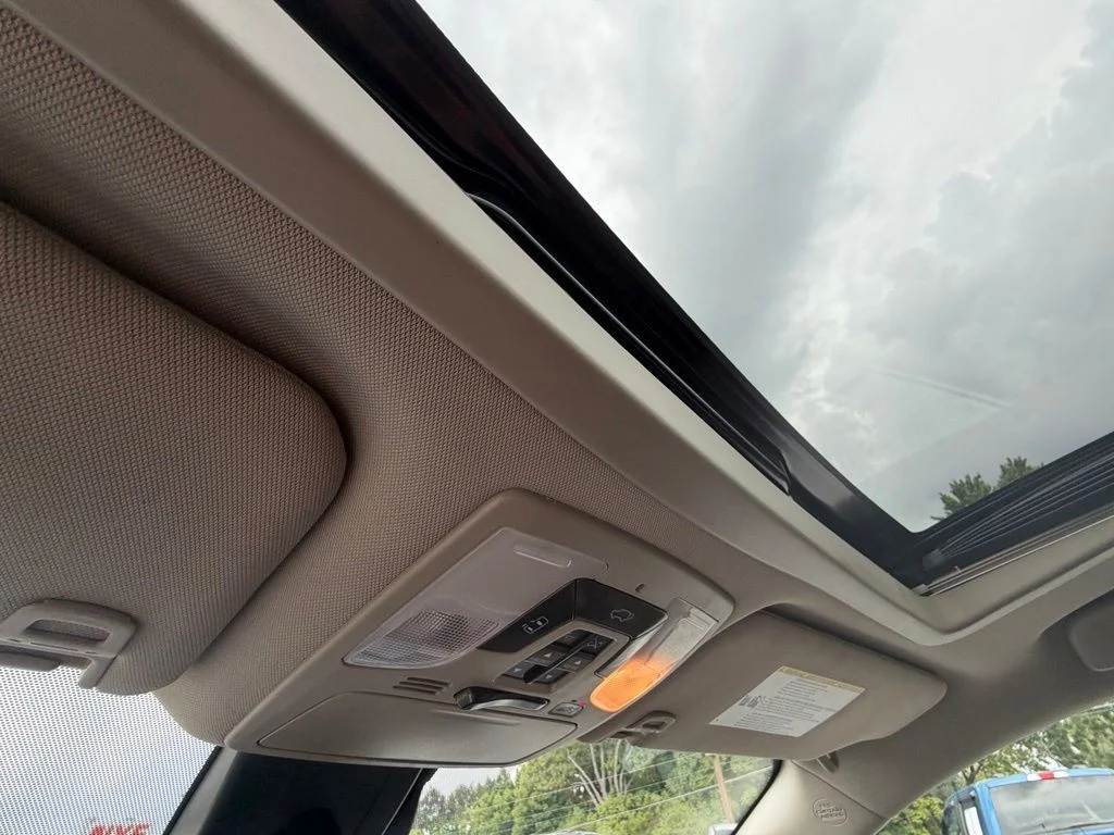 Used 2019 White Toyota Limited Premium image 20