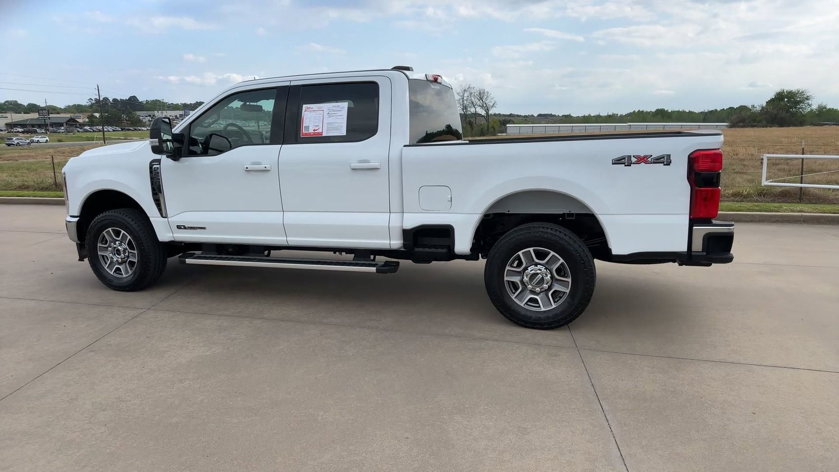 Used 2026 Oxford White Ford Lariat image 5
