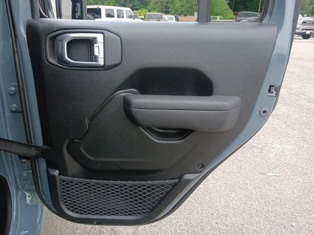 New 2026 Anvil Clearcoat Jeep Sport S image 24