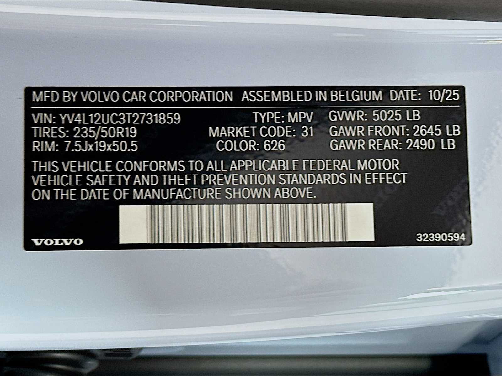New 2026 Cloud Blue Volvo Plus image 31