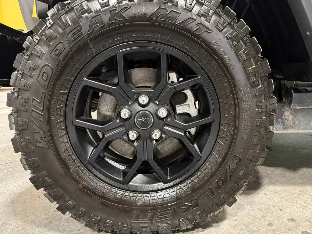 Used 2026 Granite Crystal Metallic Clearcoat Jeep Willys image 43