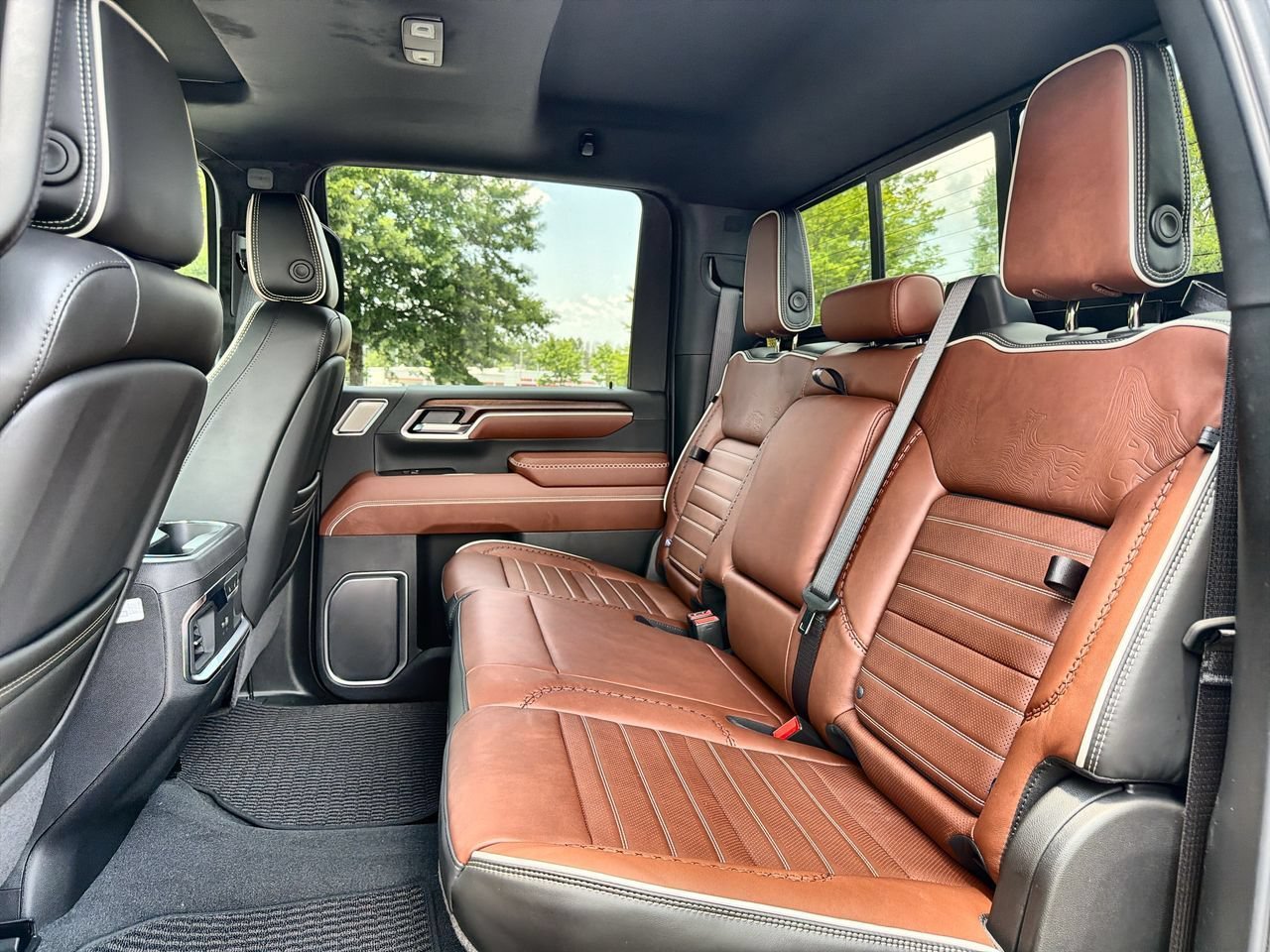 2026 GMC Sierra 2500HD Denali Ultimate - Photo 20