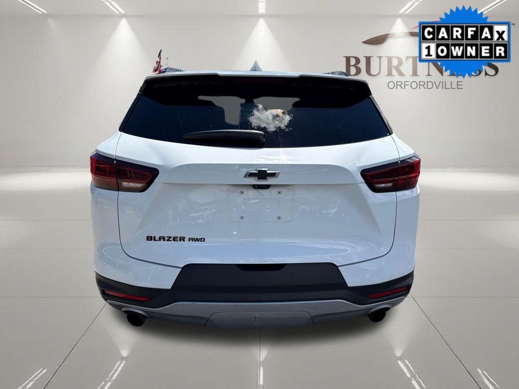Used 2023 Summit White Chevrolet LT image 7