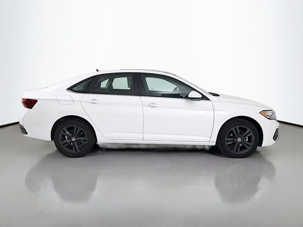 Used 2024 Opal White Pearl Volkswagen SE Automatic image 8