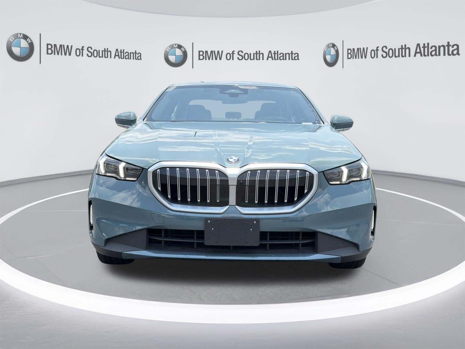 Used 2026 Cape York Green Metallic BMW 530i xDrive image 29