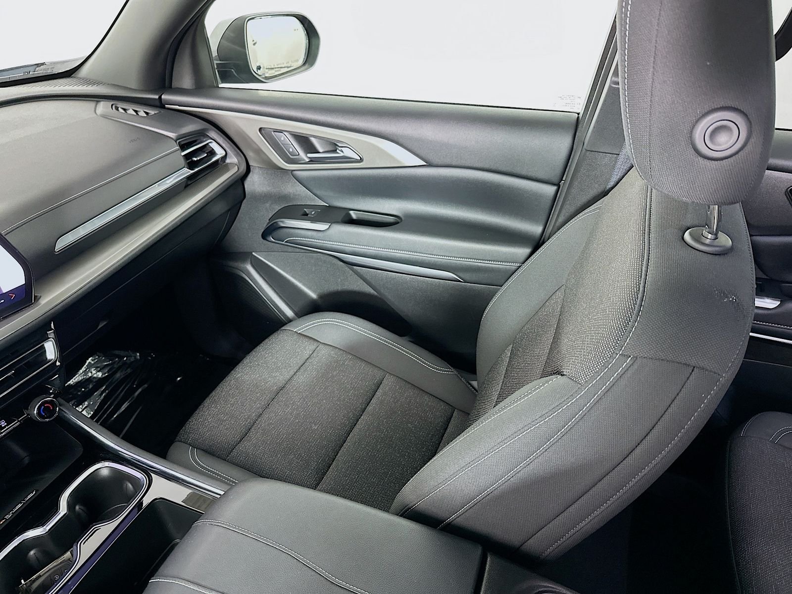 Used 2025 Lakeshore Blue Metallic Chevrolet LT image 23