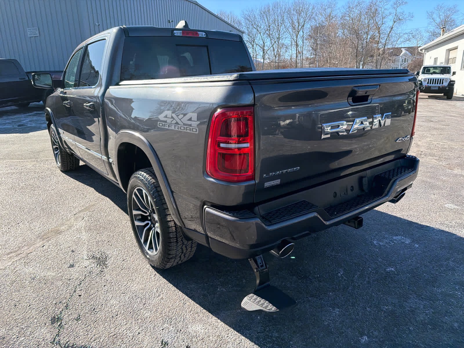 New 2026 Granite Crystal Metallic Clear-Coat Exterior Paint RAM Limited image 17