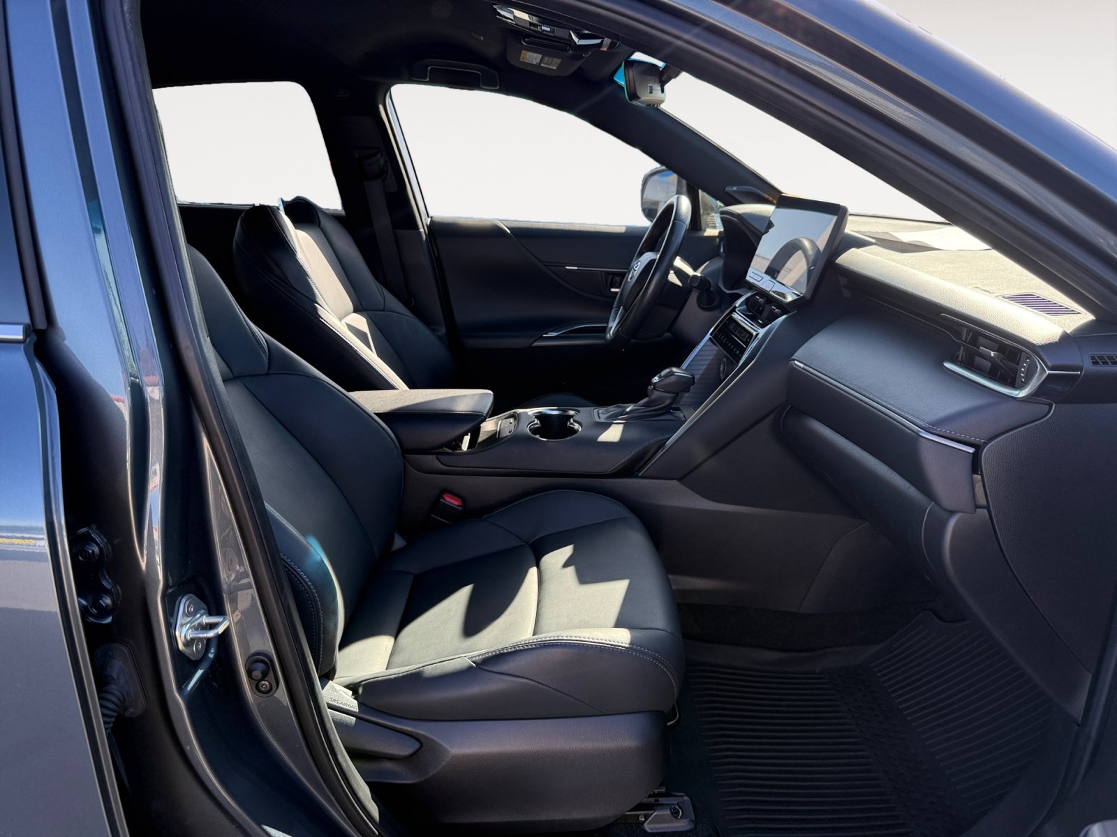 Used 2024 Coastal Gray Toyota XLE image 19