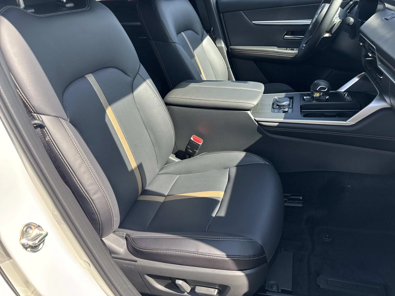 2026 Mazda CX-90 Premium Plus Package - Photo 25