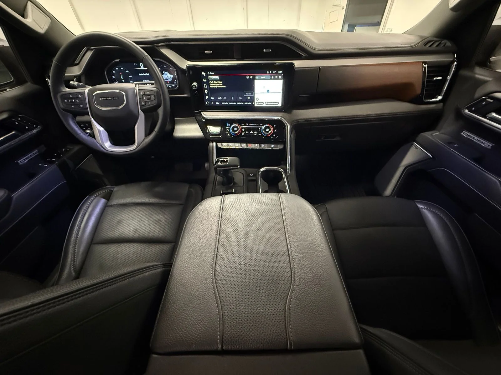 Used 2024 Red GMC Denali image 16