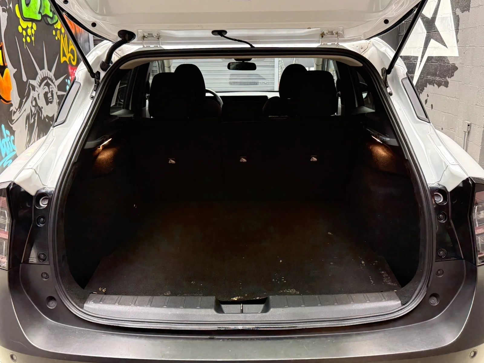 Used 2025 Fresh Powder (qm1) Nissan SV image 30