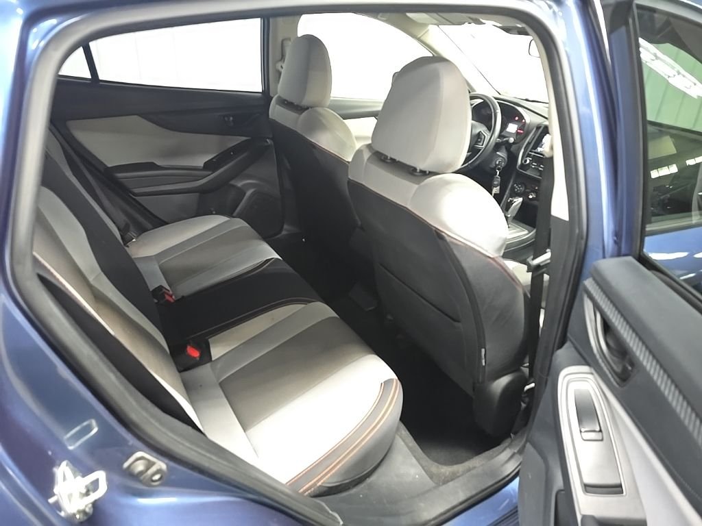 Used 2018 Blue Subaru 2.0i Premium image 17