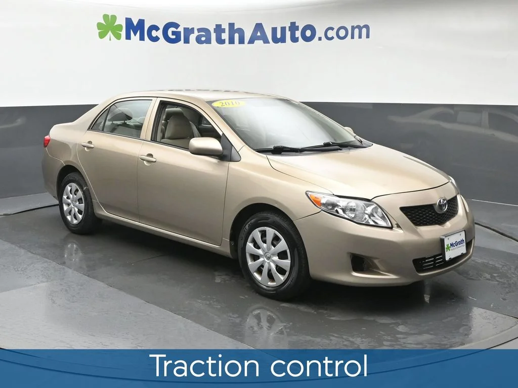 Used 2010  Toyota S image 2