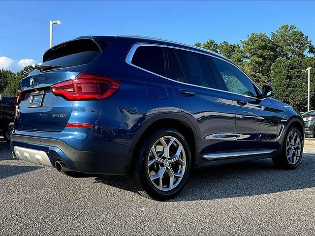 Used 2021 Blue BMW sDrive30i image 4