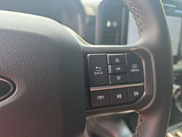 Used 2024 Black Ford XLT image 19