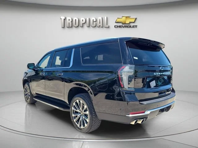 Used 2025 Black Chevrolet High Country image 3