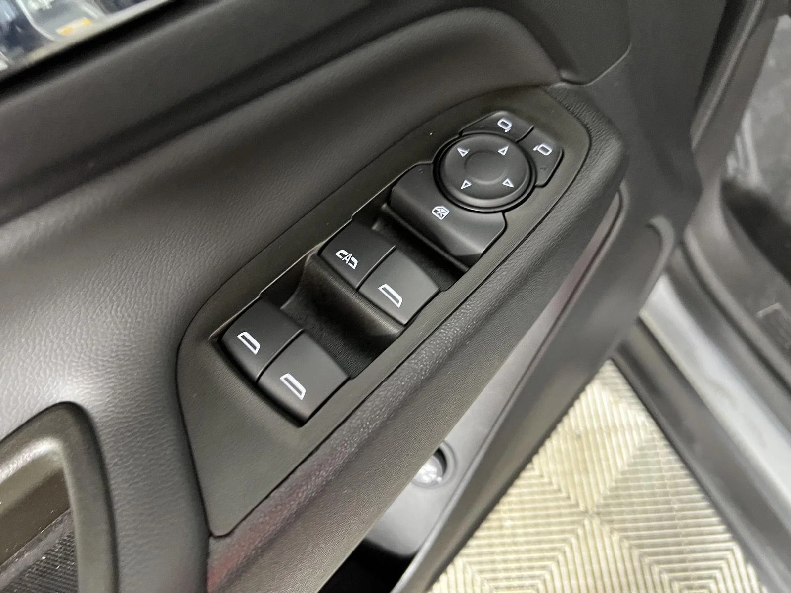 Used 2024 Sterling Gray Metallic Chevrolet LT image 12