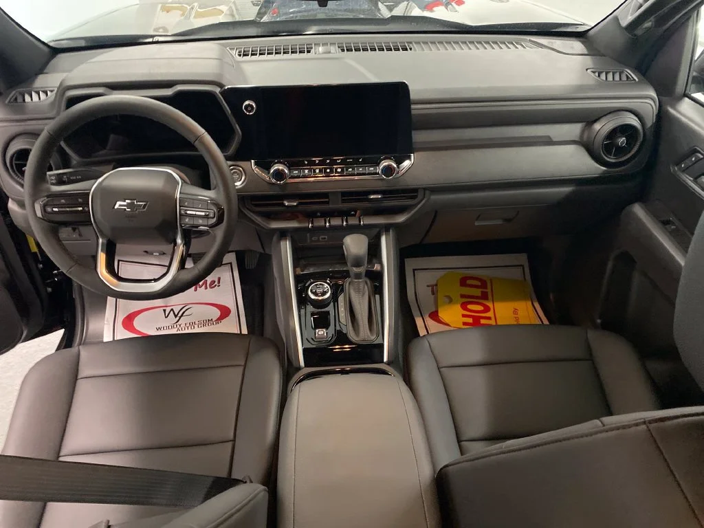 Used 2026 Black Chevrolet Trail Boss image 20