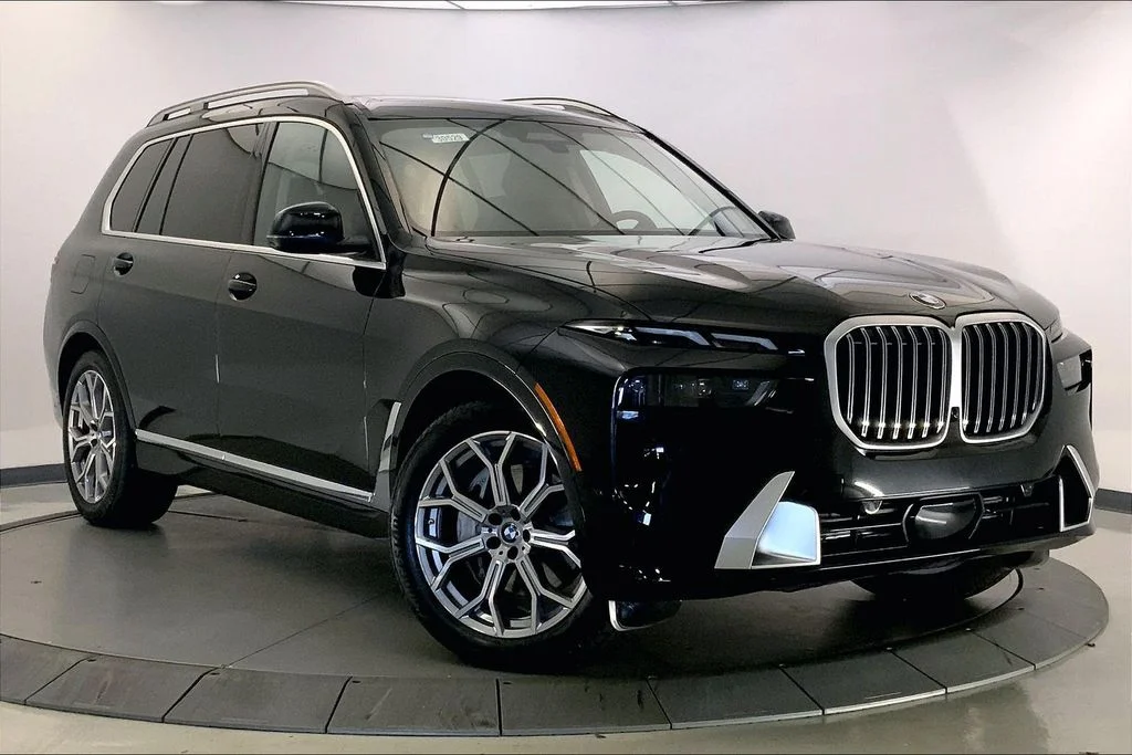 2026 BMW X7 xDrive40i's photo
