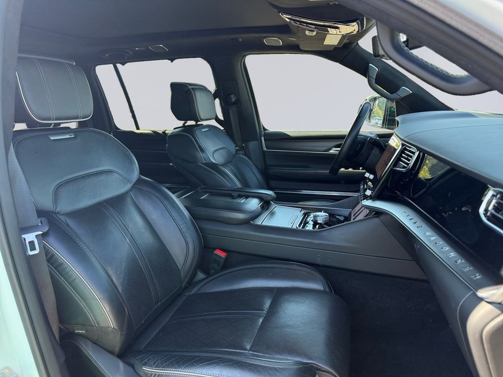 Used 2024 White Jeep Series II image 18