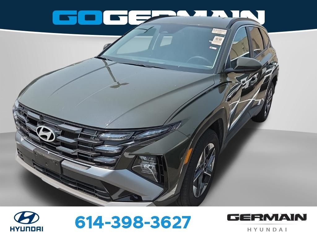 Used 2025 Green Hyundai SEL image 5