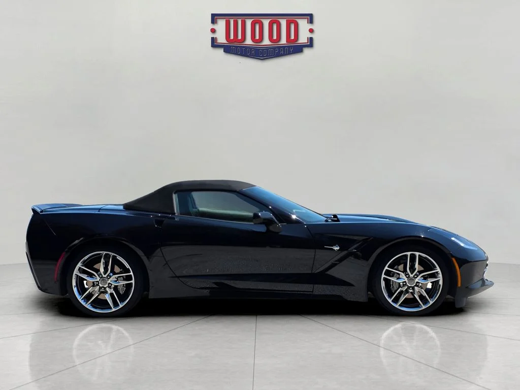 Used 2018 Black Chevrolet Stingray image 2