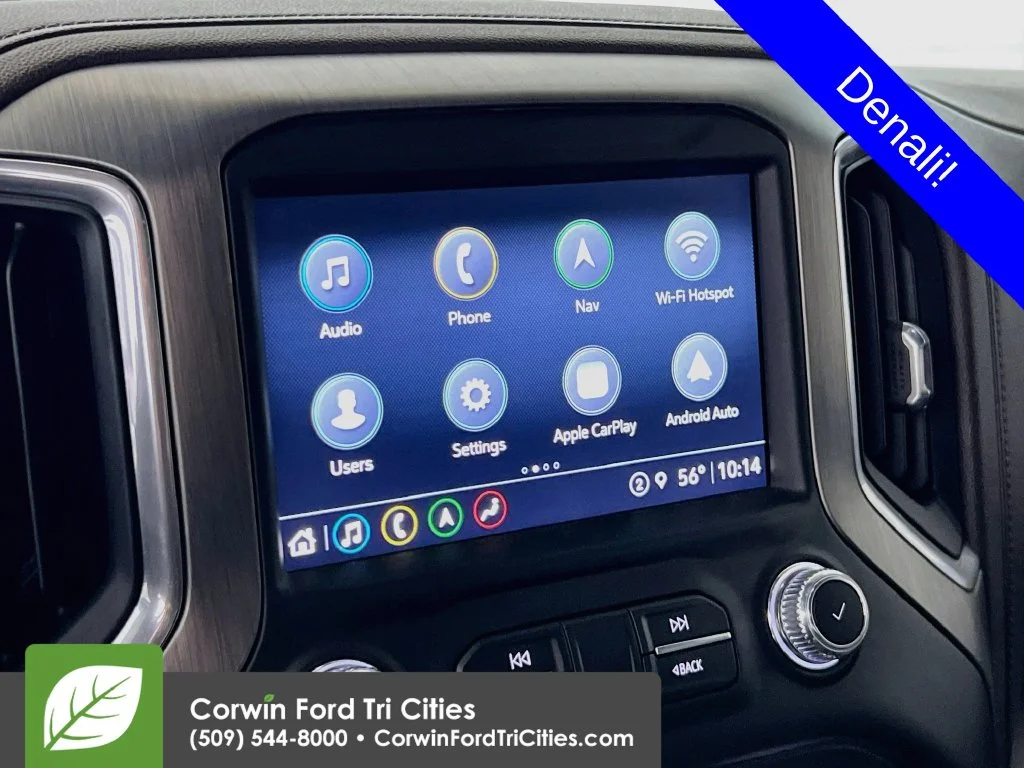 Used 2022 White Frost Tri-Coat GMC Denali image 21