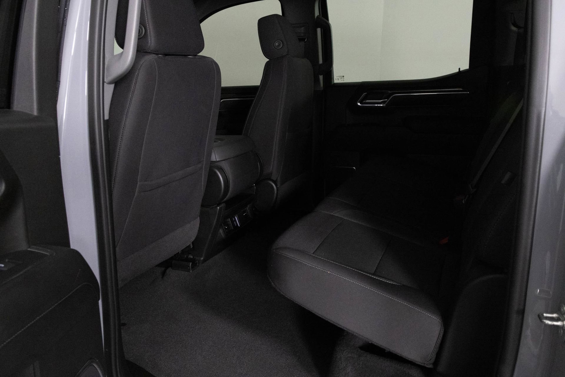 2024 GMC SIERRA - Image 32