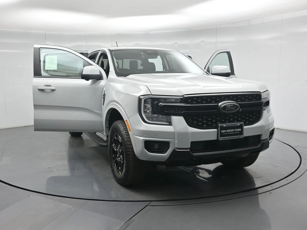 New 2026 Avalanche Ford Lariat image 28