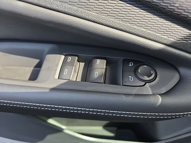 2025 Chevrolet Blazer EV LT - Photo 28