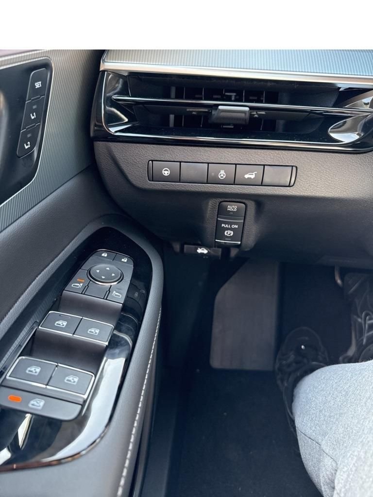 2025 Nissan Murano SL - Photo 18