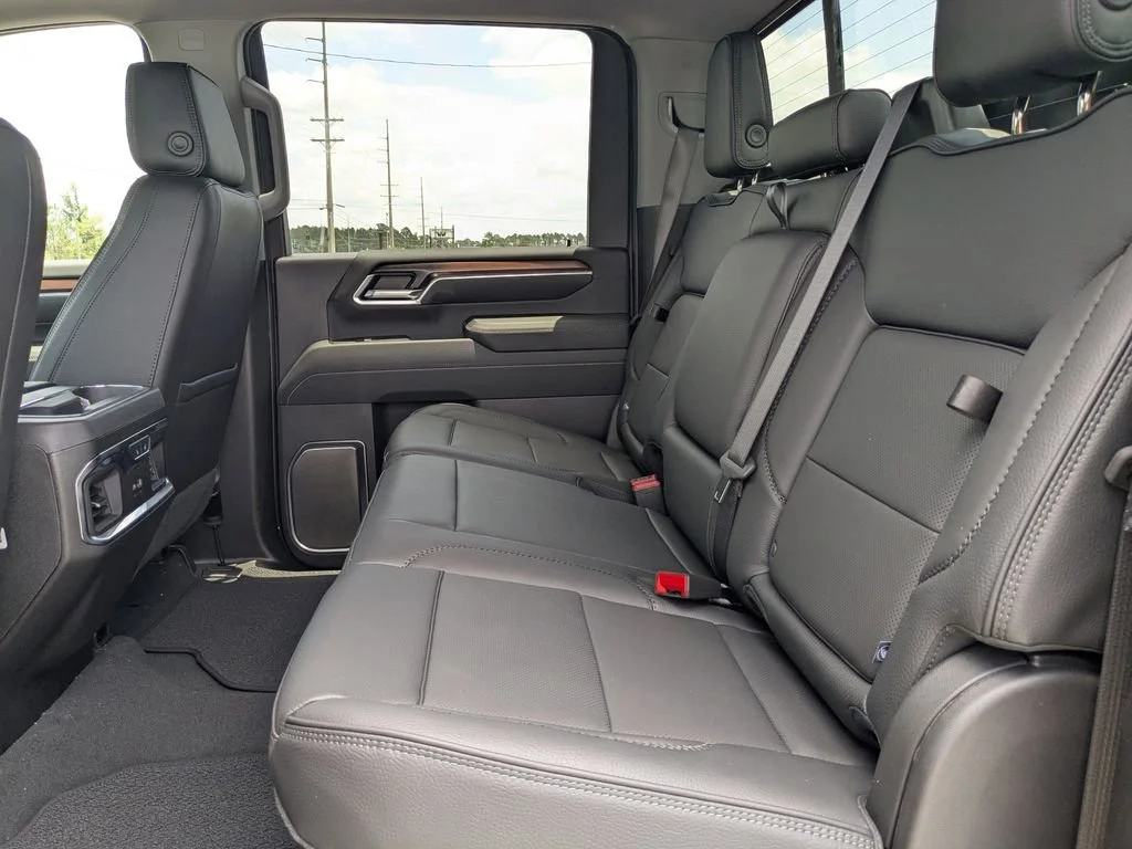 2025 GMC Sierra 2500HD Denali - Photo 14