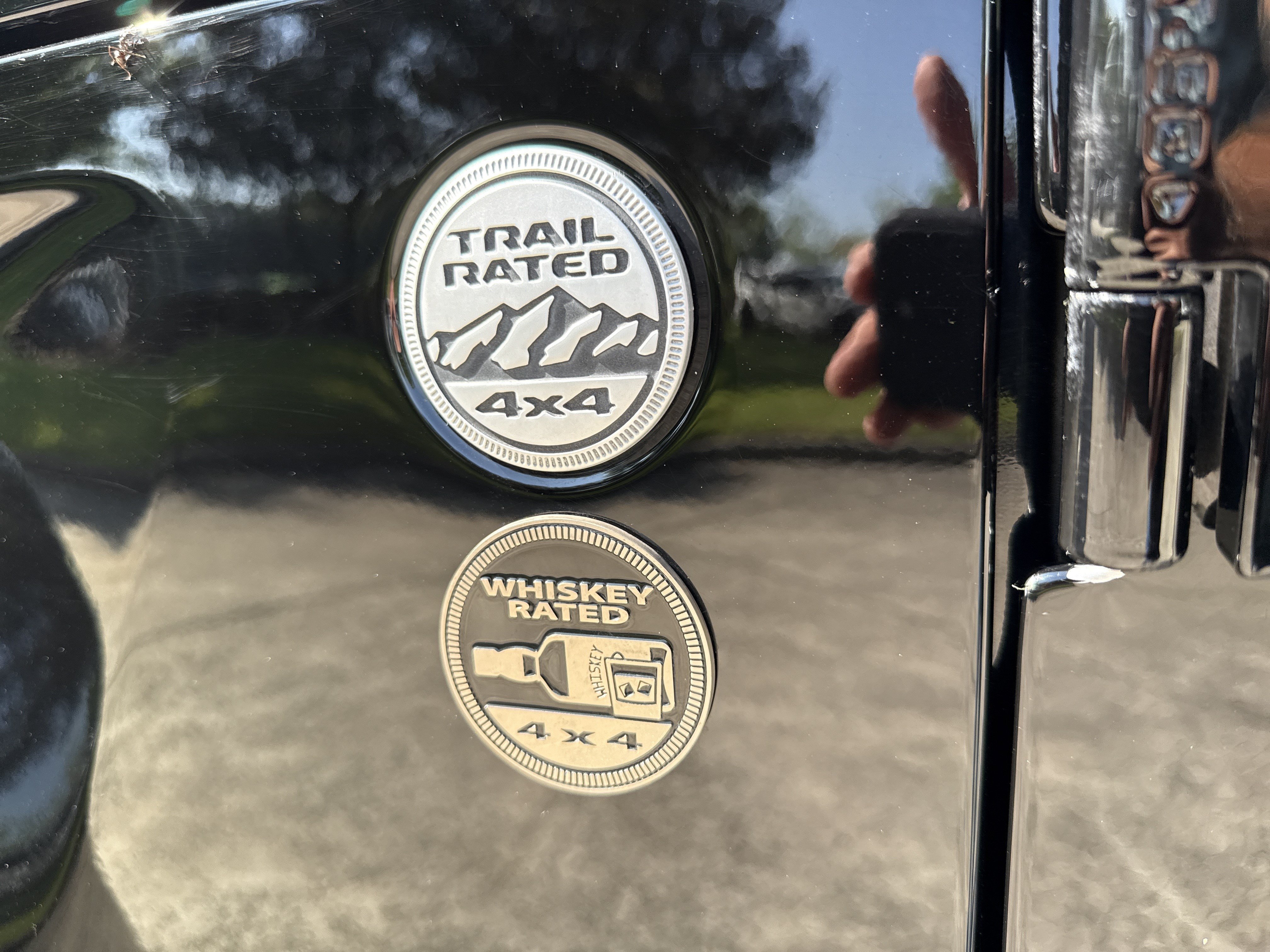 Used 2021 Black Clearcoat Jeep Overland image 12