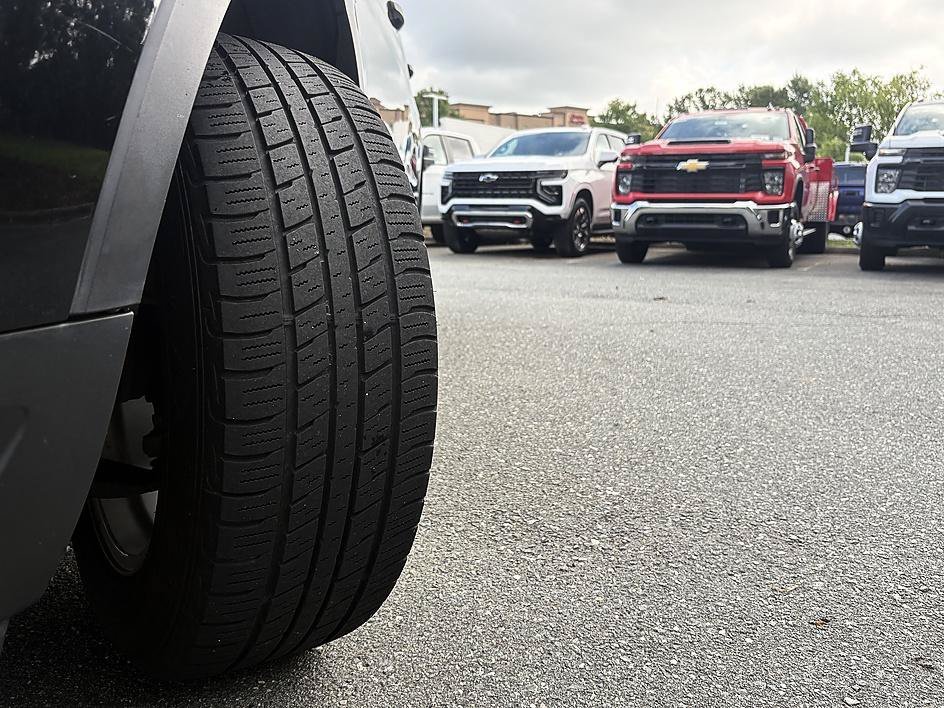 Used 2018 Shadow Black Ford Base image 27