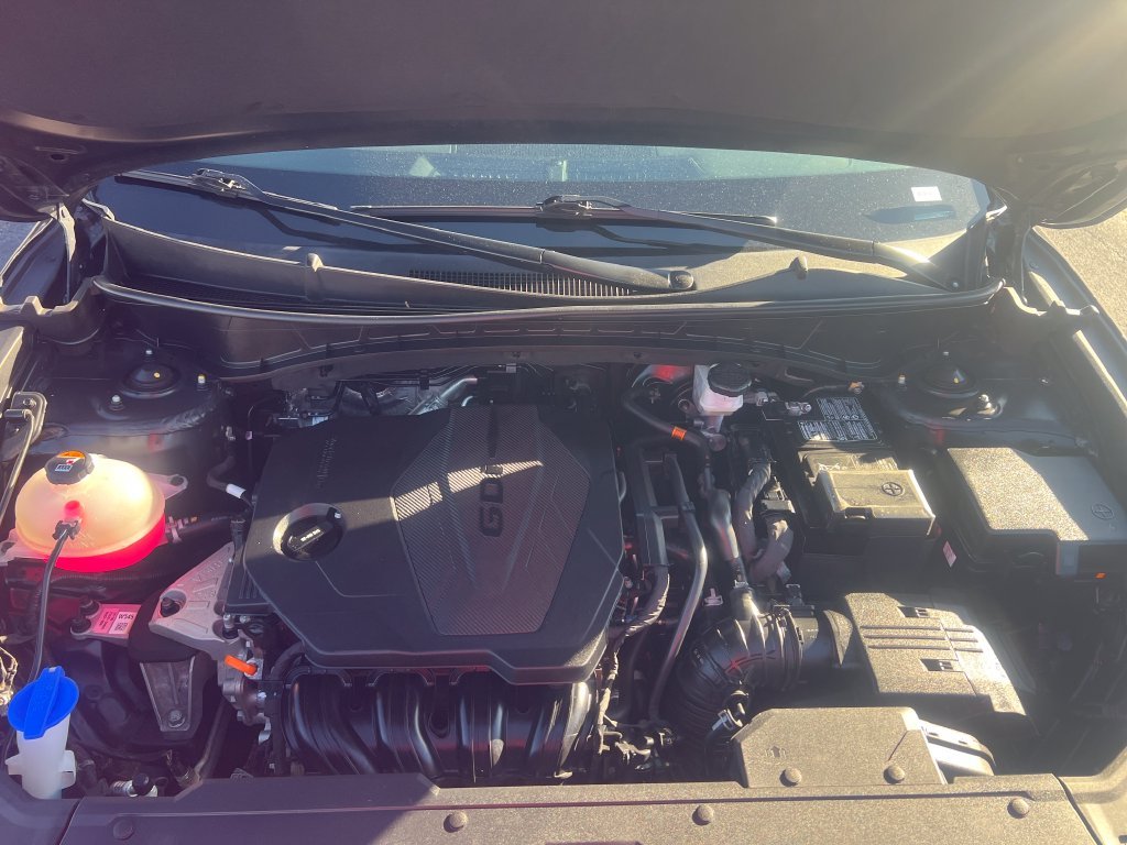 Used 2025 Black Hyundai SEL Convenience image 30
