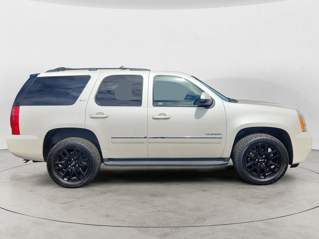 Used 2011 White GMC SLT image 6