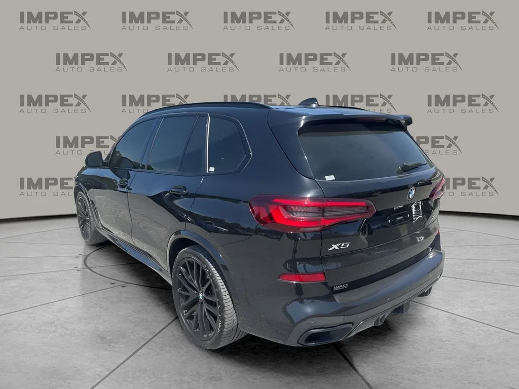 Used 2022 Black BMW xDrive40i image 6