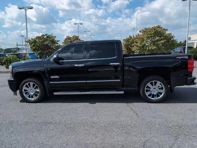 Used 2015 Black Chevrolet  image 8