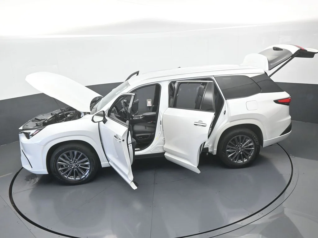 Used 2024 White Lexus 350 Premium image 64