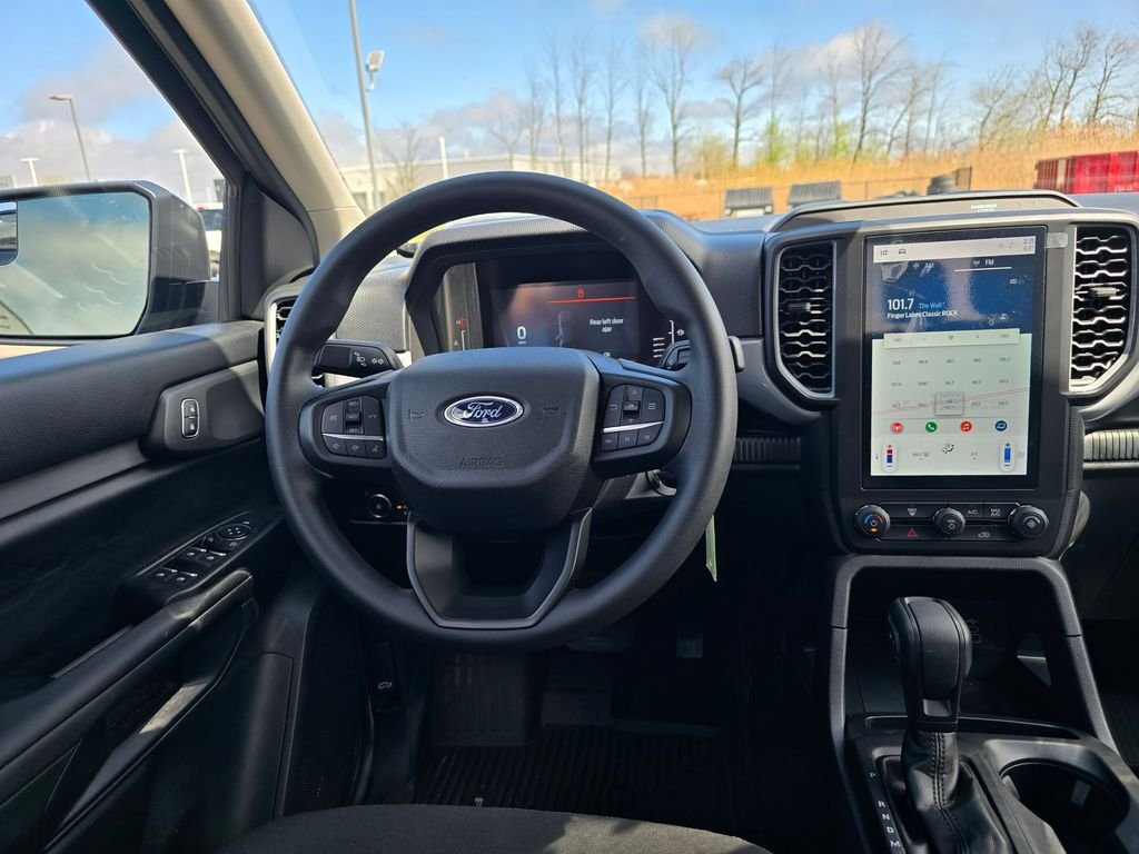 Used 2025 Gray Ford XL image 11
