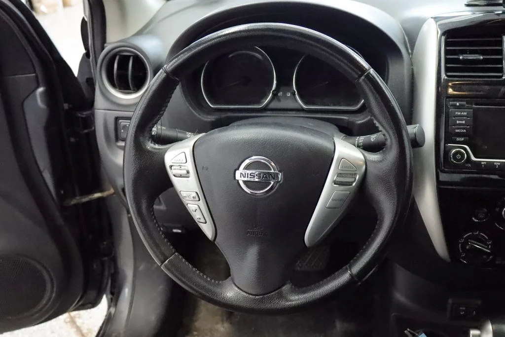 Used 2018 Gray Nissan 1.6 SV image 21