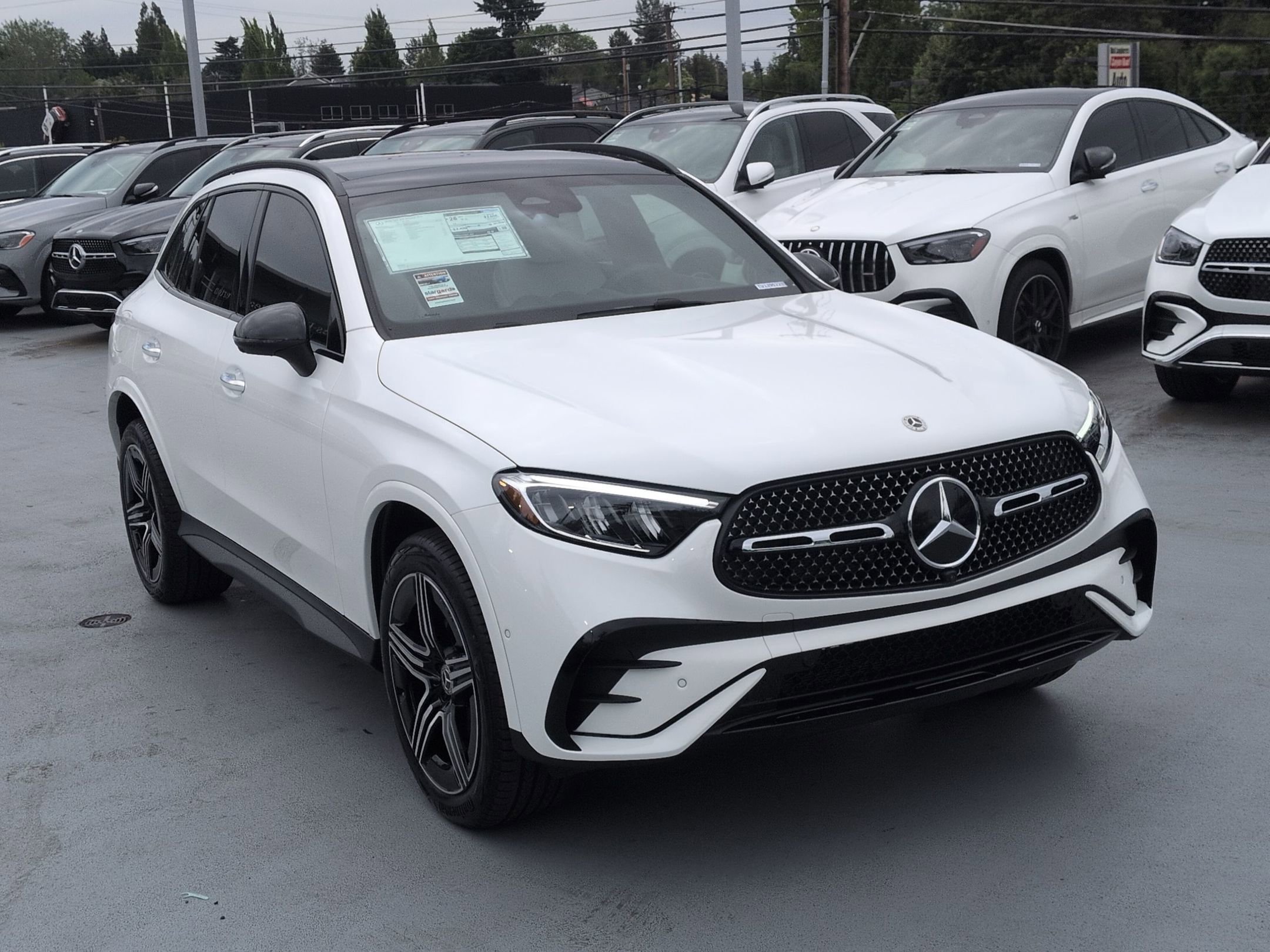 New 2026 Polar White Mercedes-Benz GLC 300 image 37