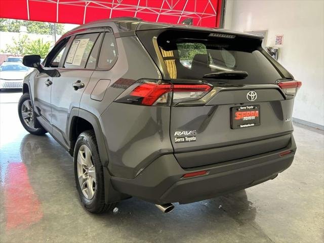 Certified Used 2025 MAGNETIC GRAY MET. Toyota  image 5