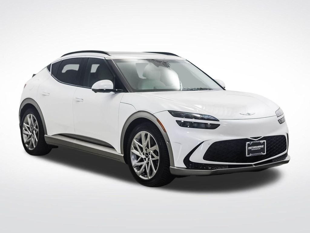 Used 2023 White Genesis Advanced image 7