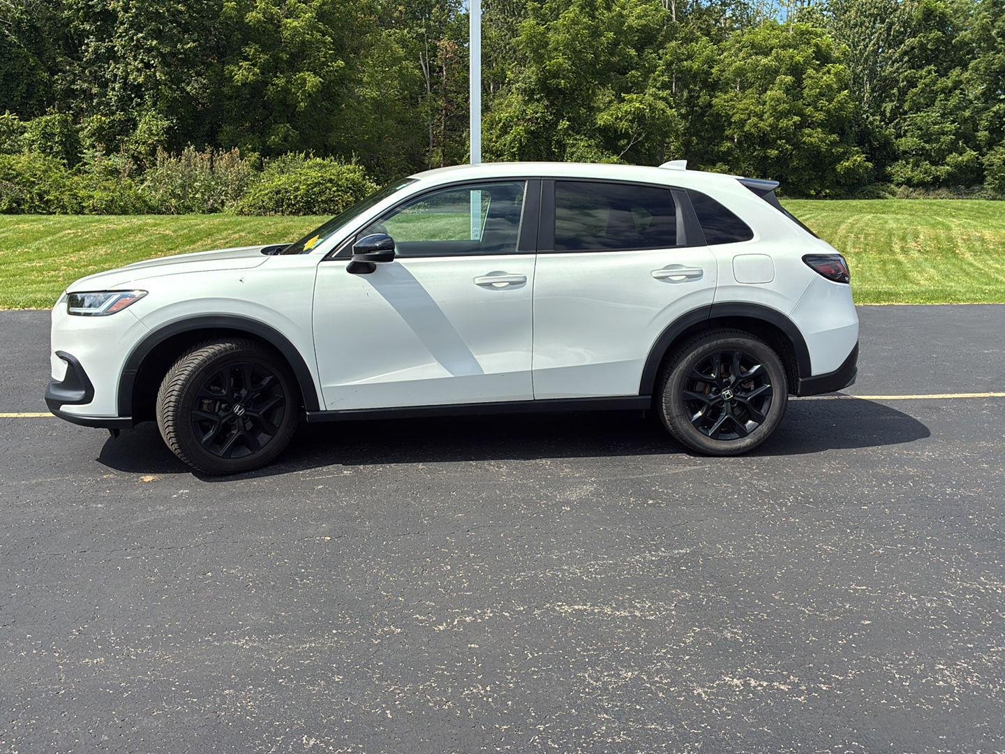 Used 2024 Platinum White Pearl Honda Sport image 17